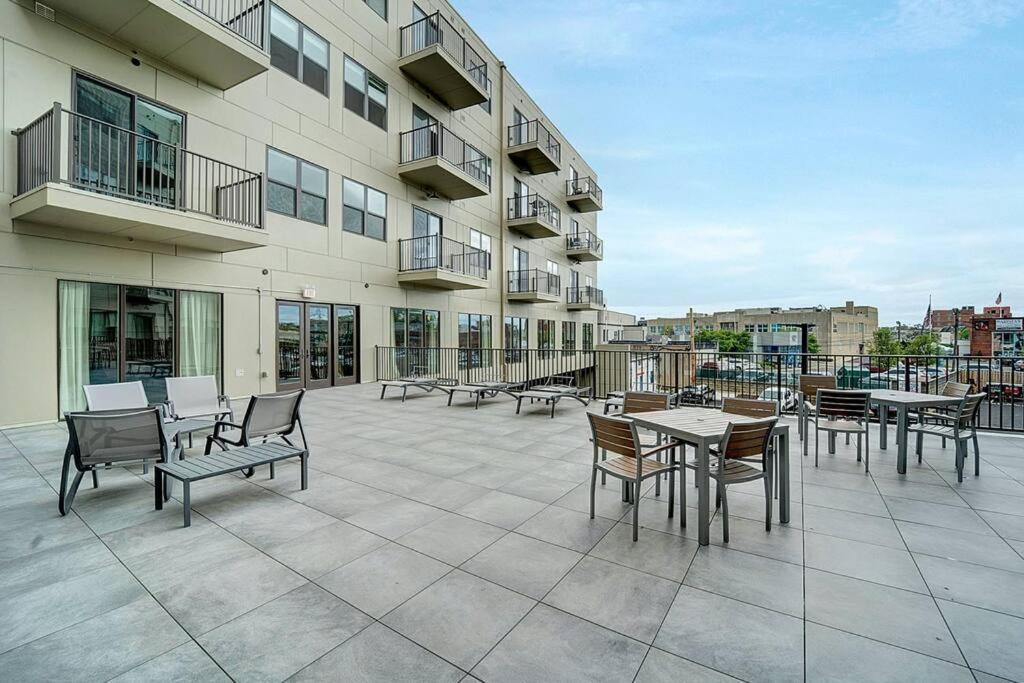 Huge 2 Bed 2 Bath Easy Ride To Nyc & Parking Hackensack Exterior foto