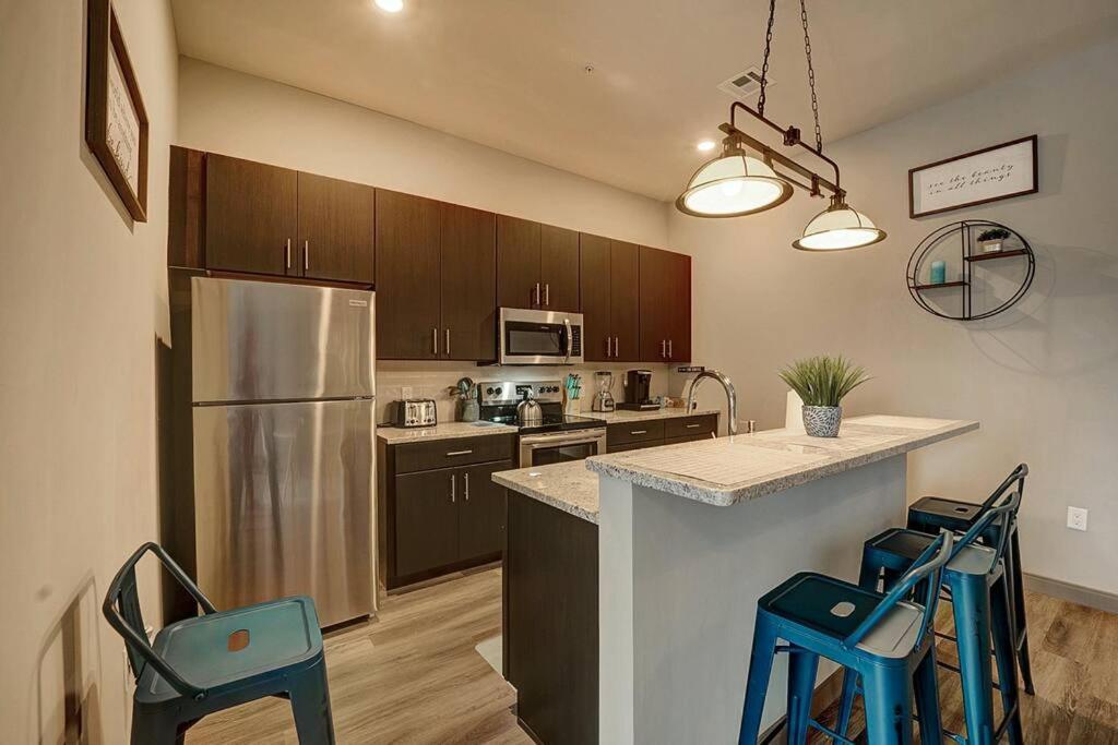 Huge 2 Bed 2 Bath Easy Ride To Nyc & Parking Hackensack Exterior foto